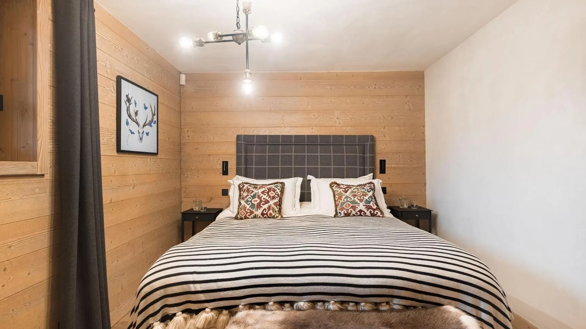 Chalet Luxury Megeve Chalet, Sleeps 8 With Mountain Views And Jacuzzi France