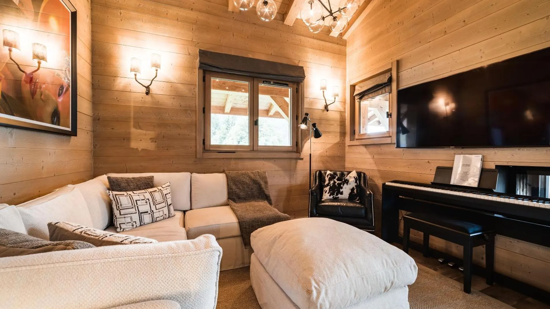 Luxury Megeve Chalet, Sleeps 8 With Mountain Views And Jacuzzi France