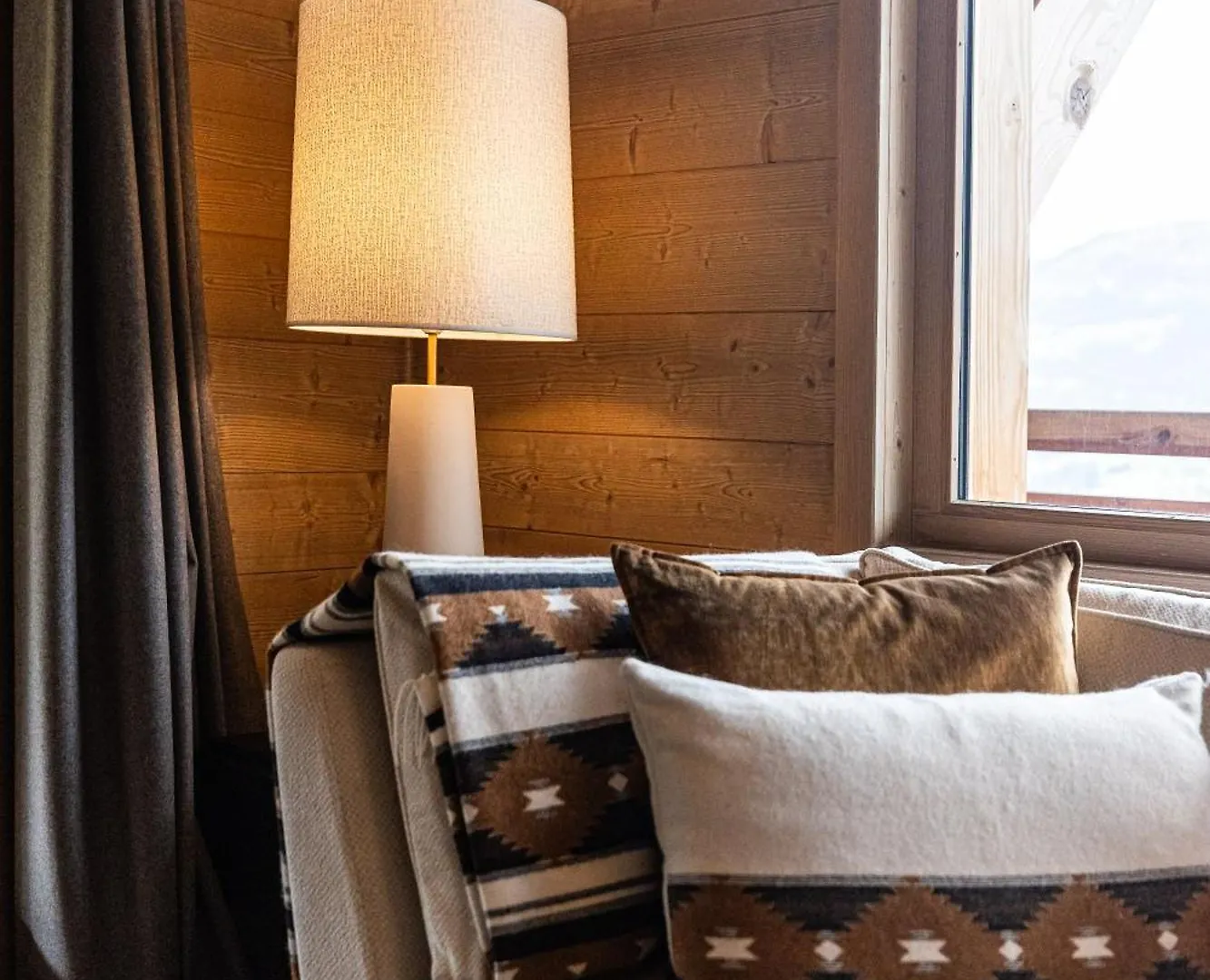 Chalet Luxury Megeve Chalet, Sleeps 8 With Mountain Views And Jacuzzi France